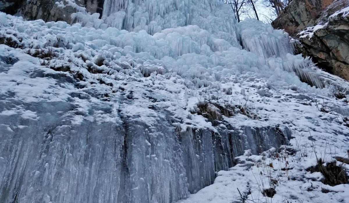 Pelvoux artificial ice waterfall
